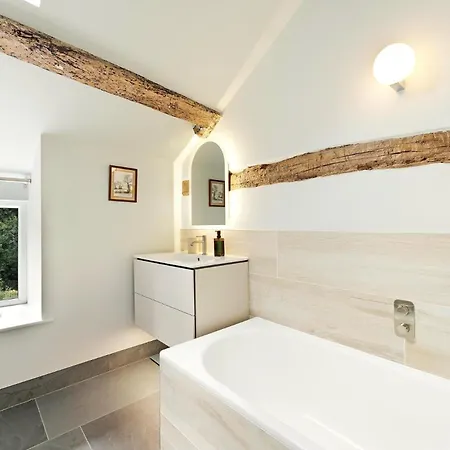 Windy Hall Nyaraló *